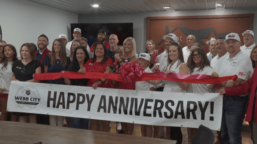 Southwest Missouri business celebrates 25th anniversary with community gifts