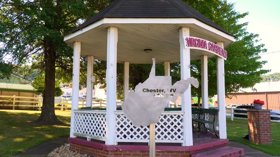 Chester welcomes new West Virginia sign, mayor highlights city's beautification efforts