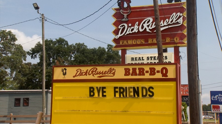 Dick Russell's BBQ sets estate sale — how to own a part of Mobile history