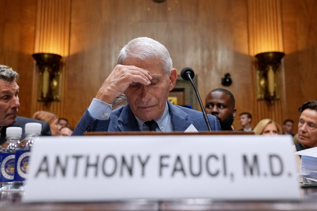 Fauci’s diary details blooming outrage toward ‘far right,’ softness ...