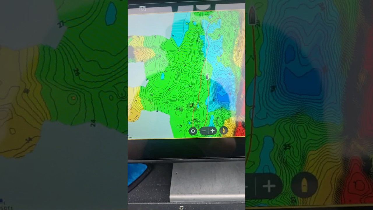 AutoChart Live on his Humminbird lets Nick map the water in real time