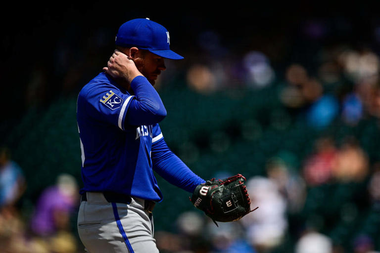 Royals bullpen struggles again as late collapse denies sweep of ...
