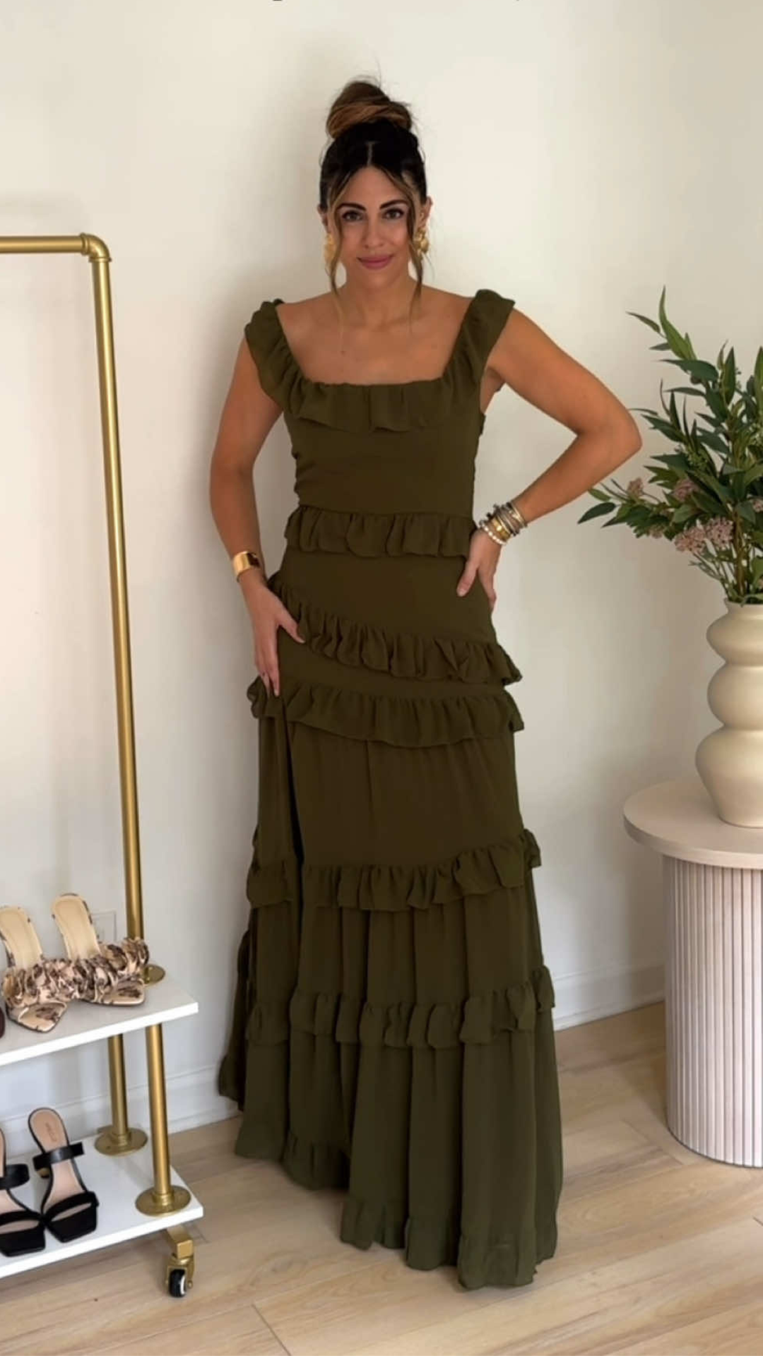 stylish-outfit-ideas-for-fall-weddings