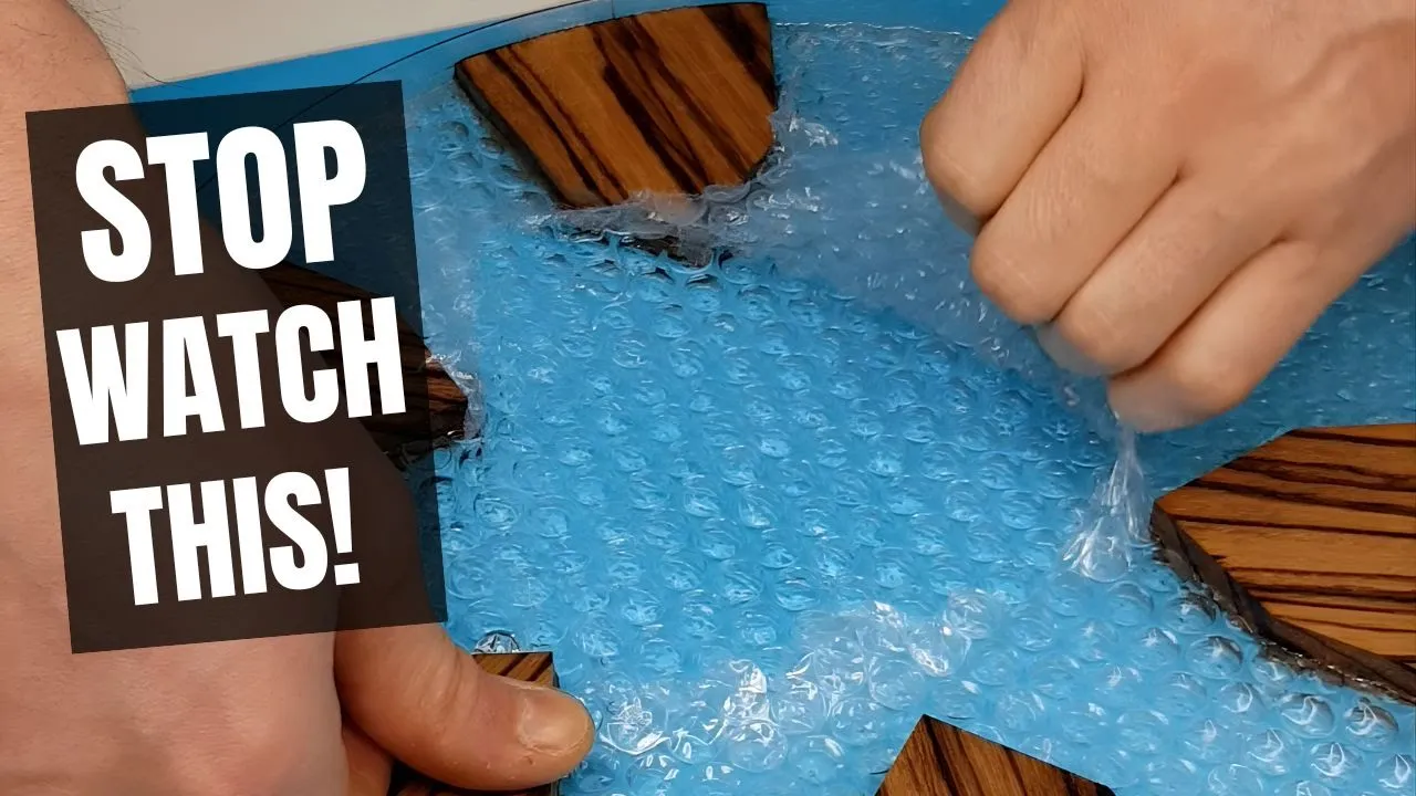 Bubble wrap in resin? This effect blew my mind 🤯🔥
