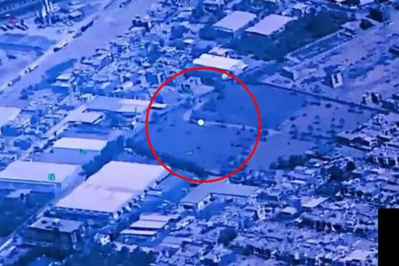 UFO footage exposes 500ft triangle over US base and mystery body in new ...
