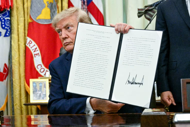 Ông Trump ra sắc lệnh mới về quyền công dân theo nơi sinh: Điều gì thay đổi?
