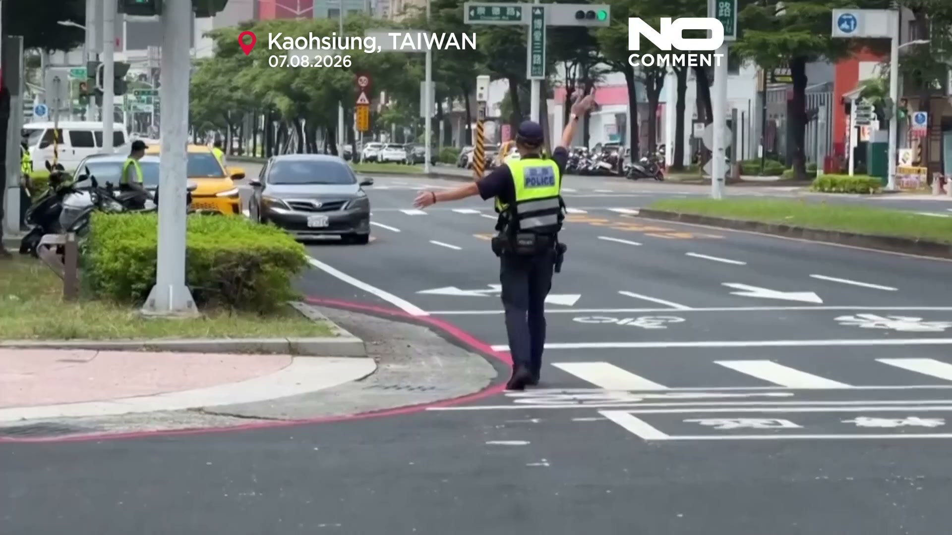 Taiwan tests emergency response with air raid drill
