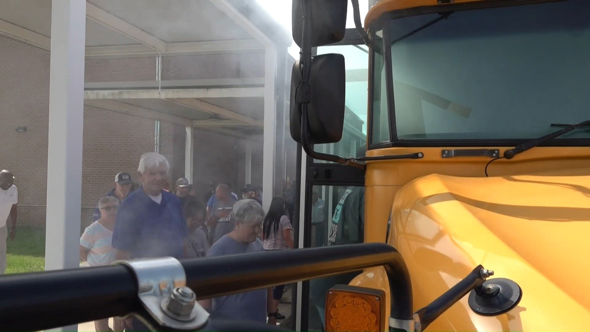 Laurens County bus drivers train for fire emergencies with realistic ...