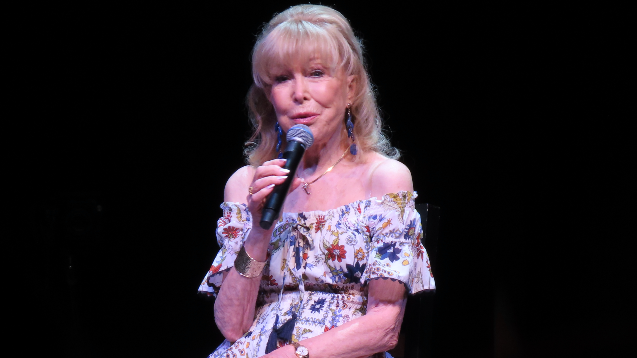 Barbara Eden’s private grief behind television magic