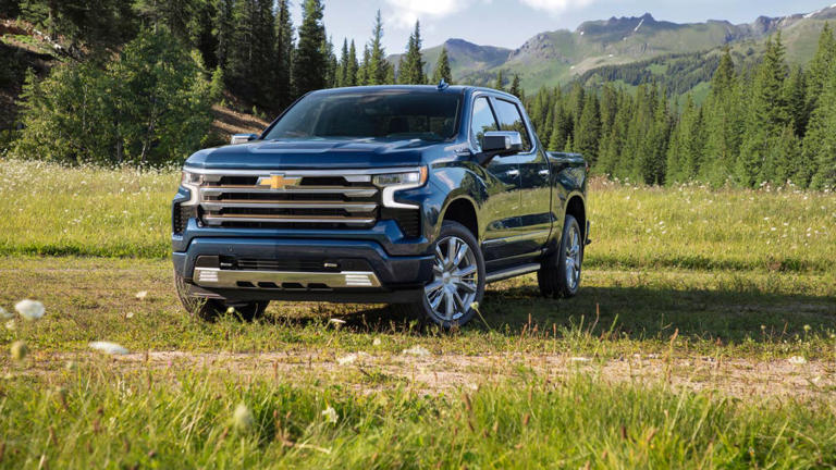 GM claims hybrid trucks are costlier to own than its Duramax diesel