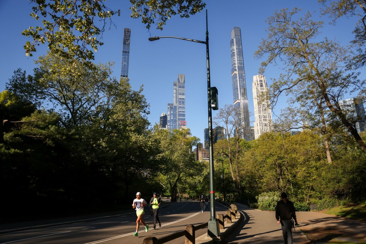 New York City homeowners sue over Mamdani's pied-à-terre tax rollout