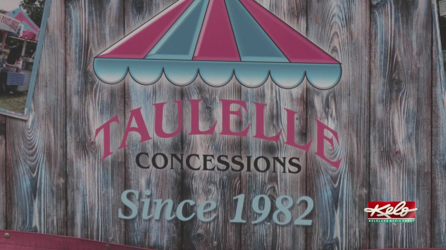 Corn dog eating contest debuts at Sioux Empire Fair