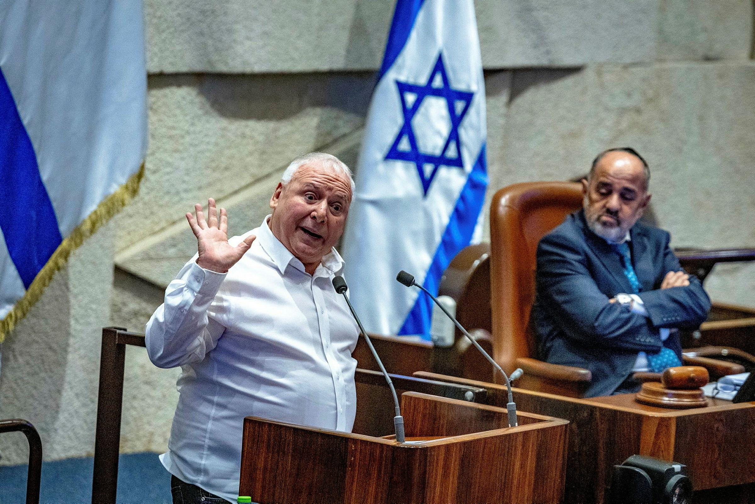 The Smear Campaign Against Eisenkot Backfires, and Netanyahu's Paying Price in Likud The Smear Campaign Against Eisenkot Backfires, and Netanyahu's Paying Price in Likud