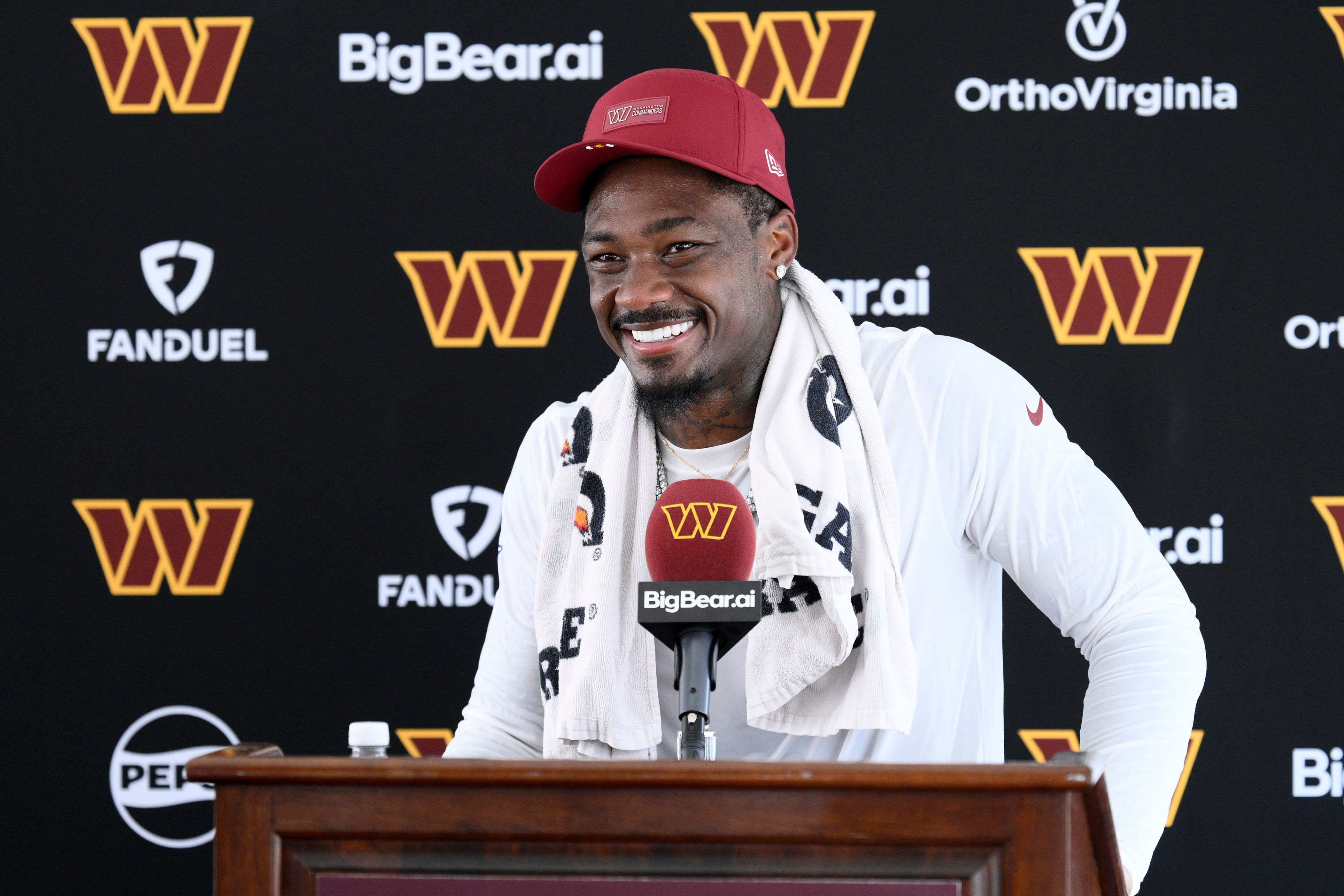 Stefon Diggs, joining Commanders, says he's ready to 'put on for my city'