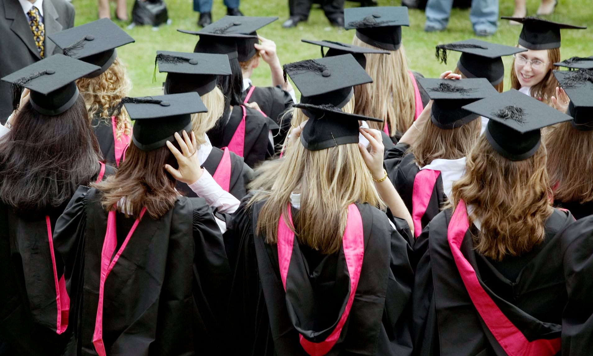 Almost one in five student loans go to foreign nationals as critics warn of future cost to taxpayers