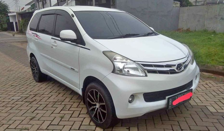 Mobil bekas 7 penumpang Daihatsu Xenia 2012 harga jualnya sisa segini