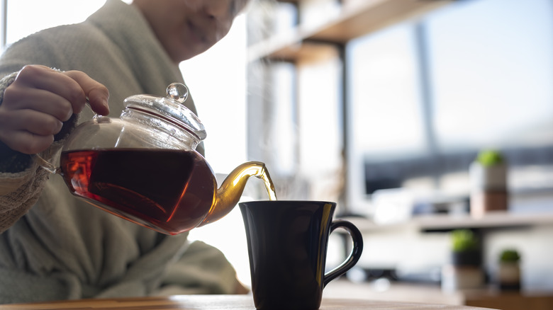 How drinking black tea every day affects your body