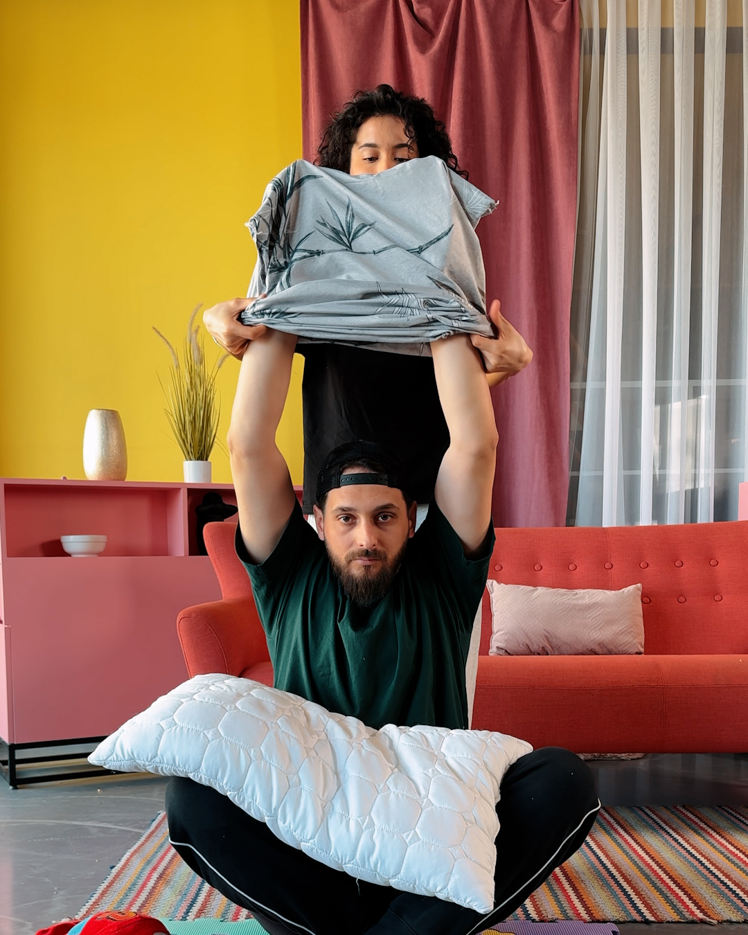 This pillowcase hack is genius 😲🛌