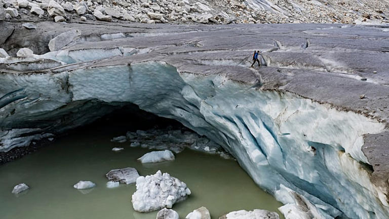 Matthias Huss, glaciólogo del Instituto Federal Suizo de Tecnología de Zúrich (ETH Zurich) y director de Glamos, la red suiza de seguimiento glaciar.