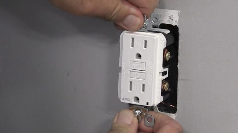 GFCI vs. AFCI: What's the difference, and which outlet type do you need?