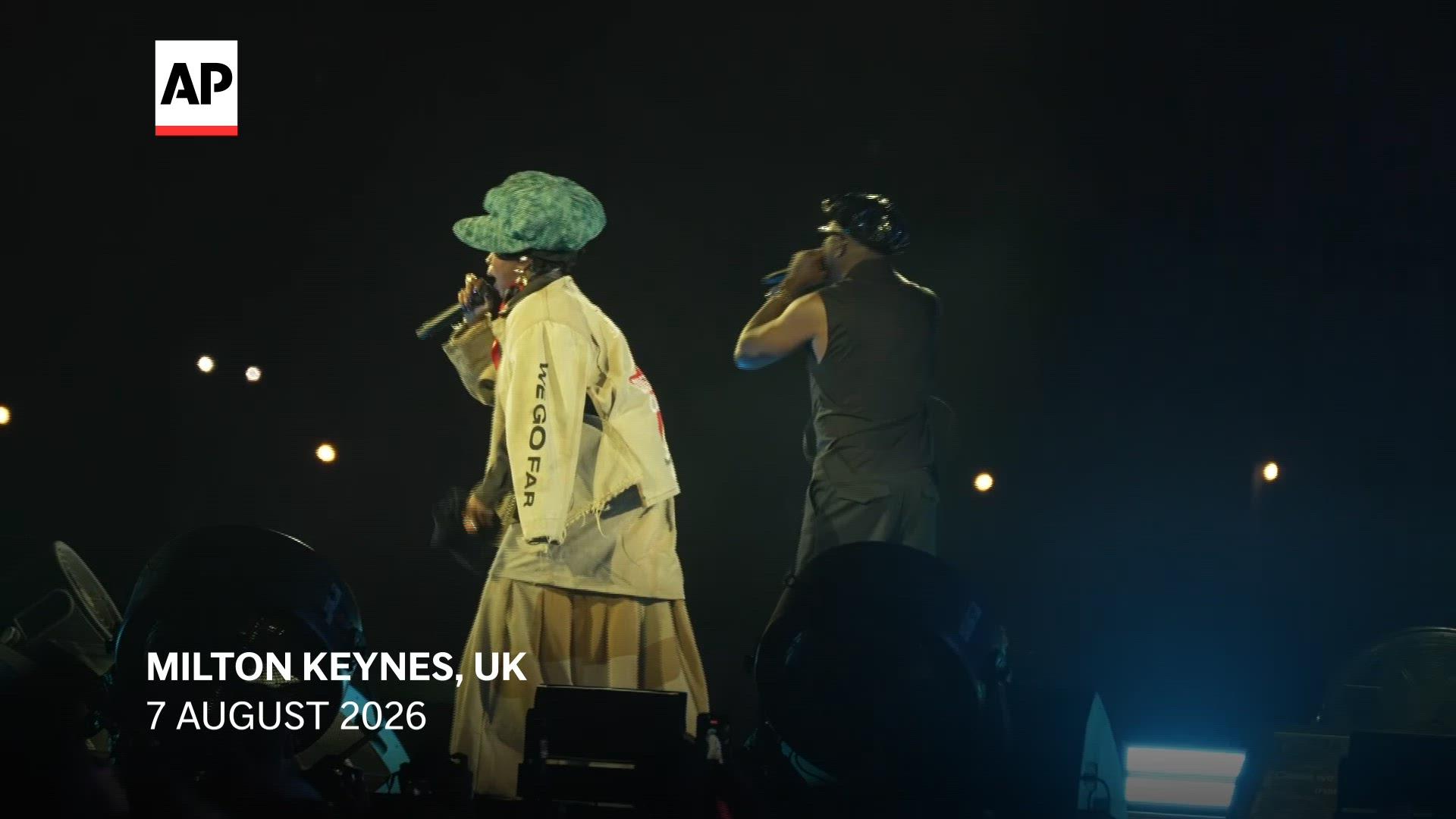 Lauryn Hill and Wyclef Jean perform 'The Score' as Diaspora Calling ...