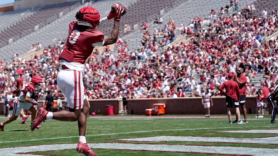 Oklahoma QB John Mateer feeling good about chemistry with WRs
