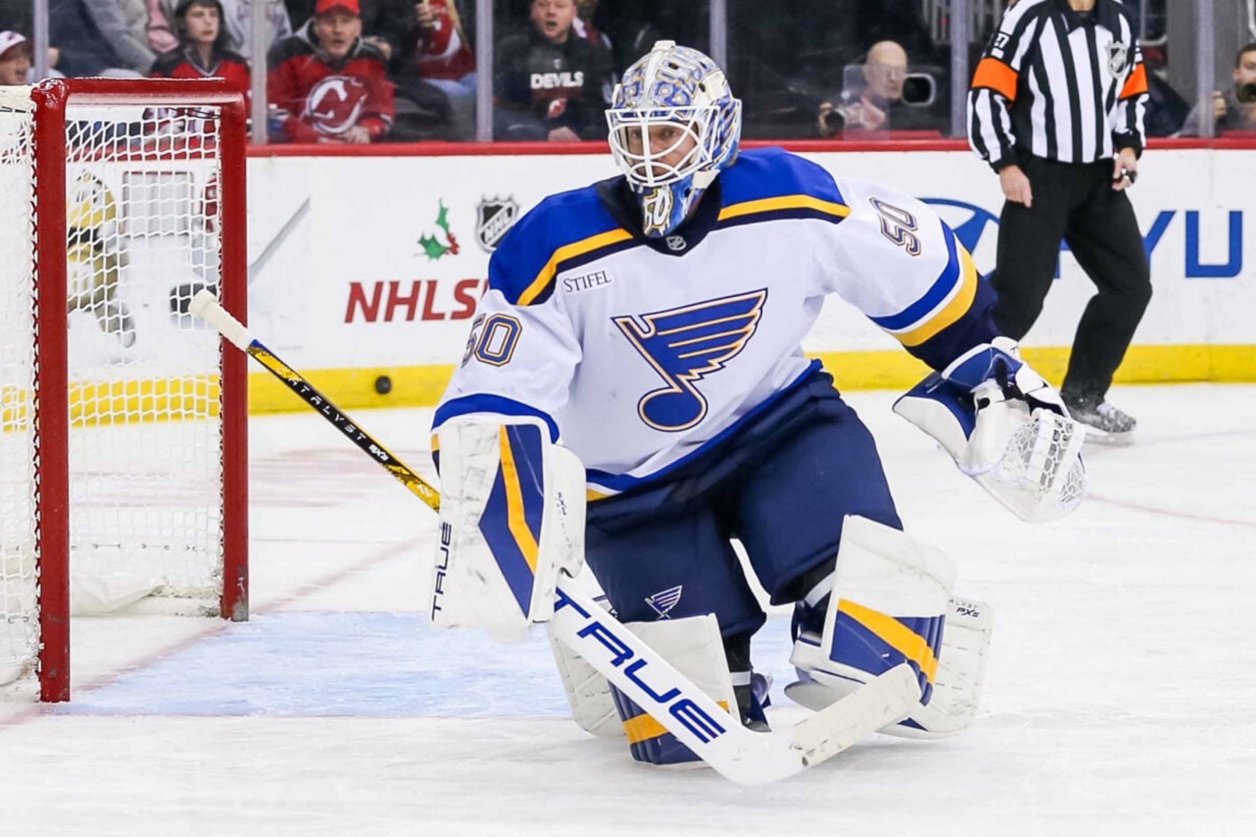 Binnington must excel just to have a chance to stay with Blues