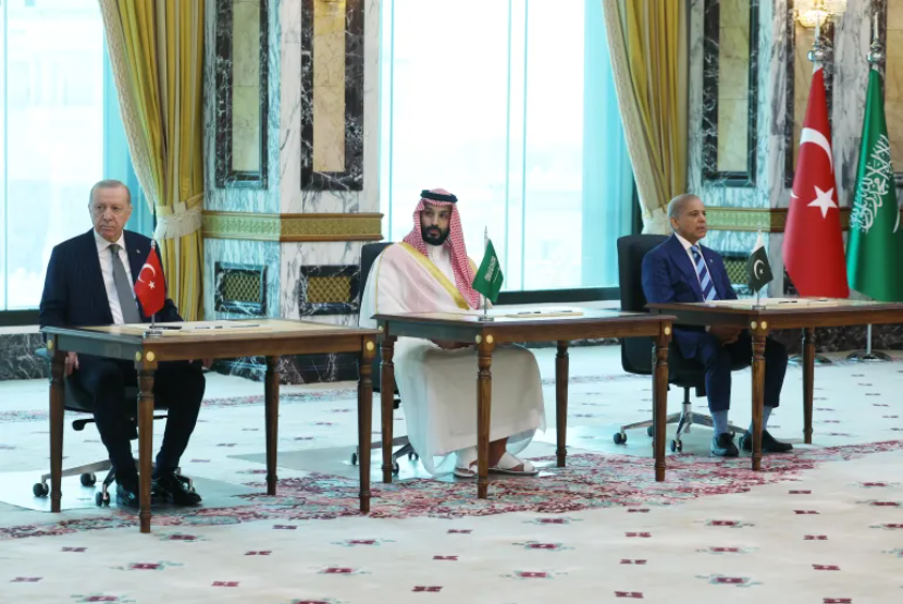 Tujuan Pakta Pertahanan Turki, Saudi, dan Pakistan Menurut Ankara