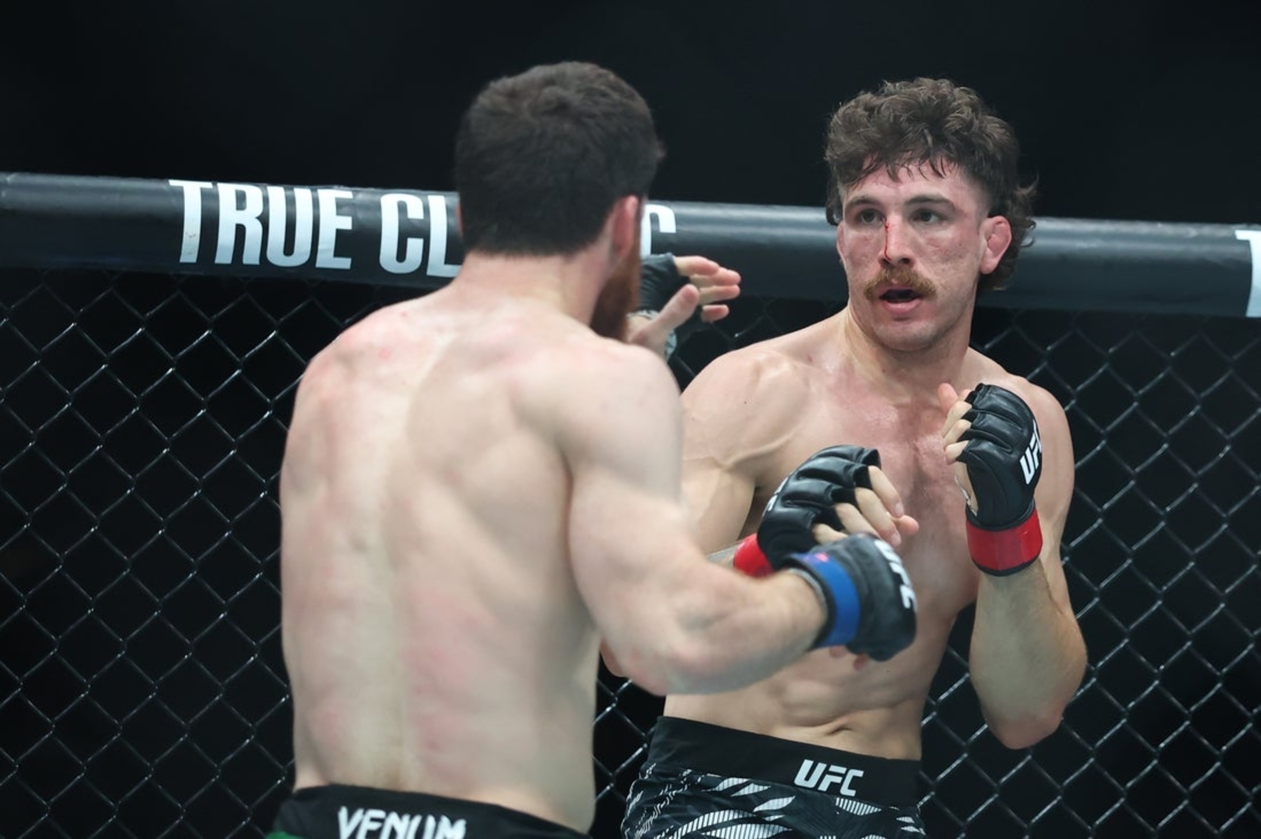 Quillan Salkilld gets another first-round win at UFC Fight Night