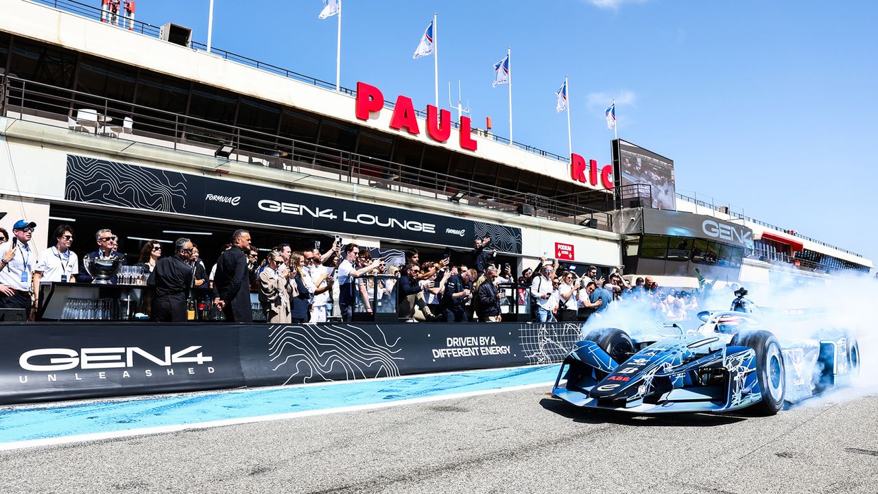How can Formula E drivers finish a race with only 0.1% battery left ...