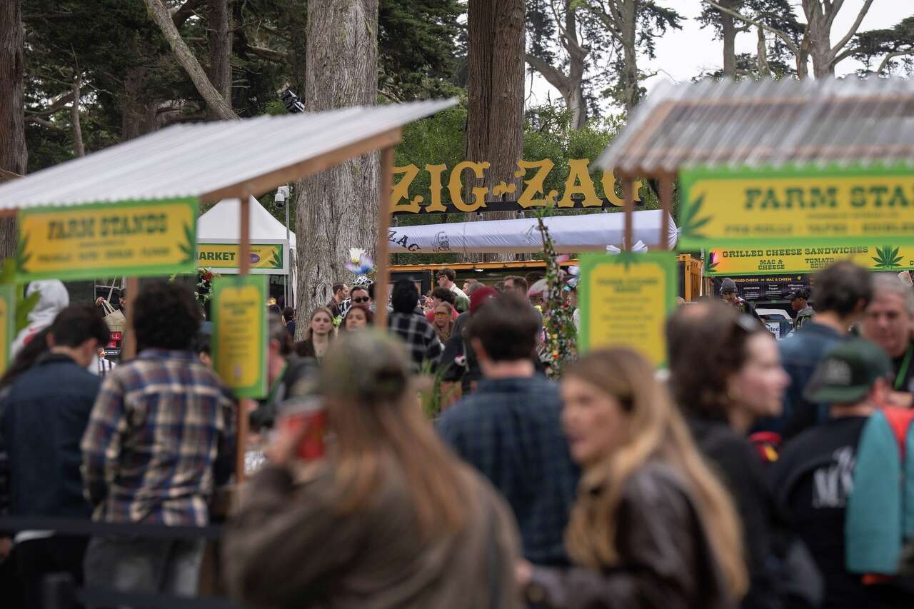Does Outside Lands have a teenager problem? Fans clash over crowds