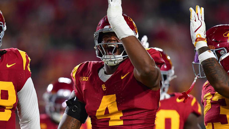 USC Trojans defense snubbed in national ranking