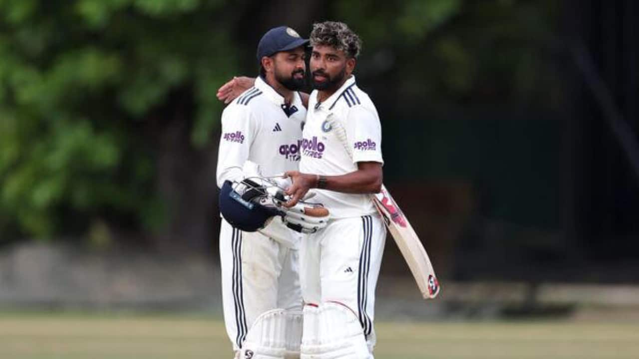 Image for Mohammed Siraj smashes three 6s in a row to seal India's win in Colombo, finishes unbeaten on 32 off 15 balls