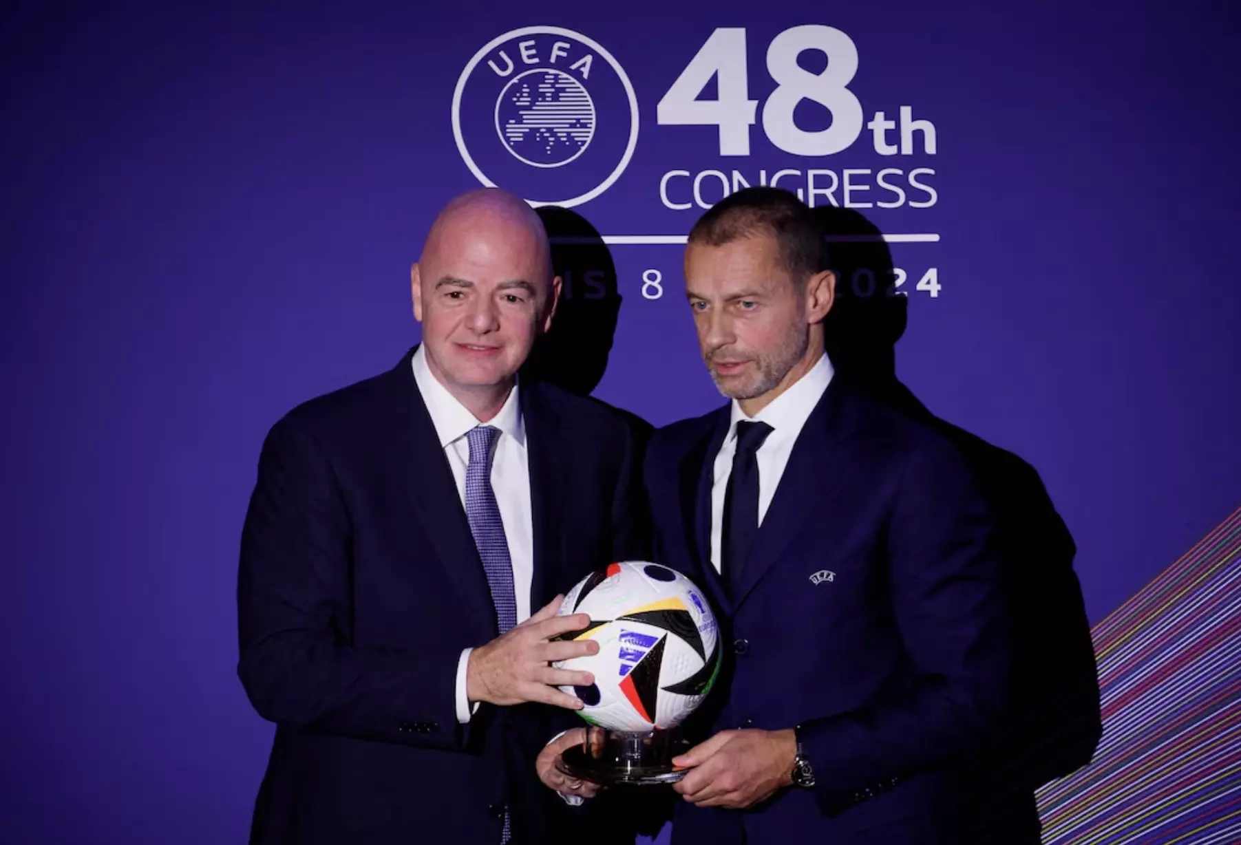 FIFA phản bác chiến dịch hạ uy tín Chủ tịch Infantino