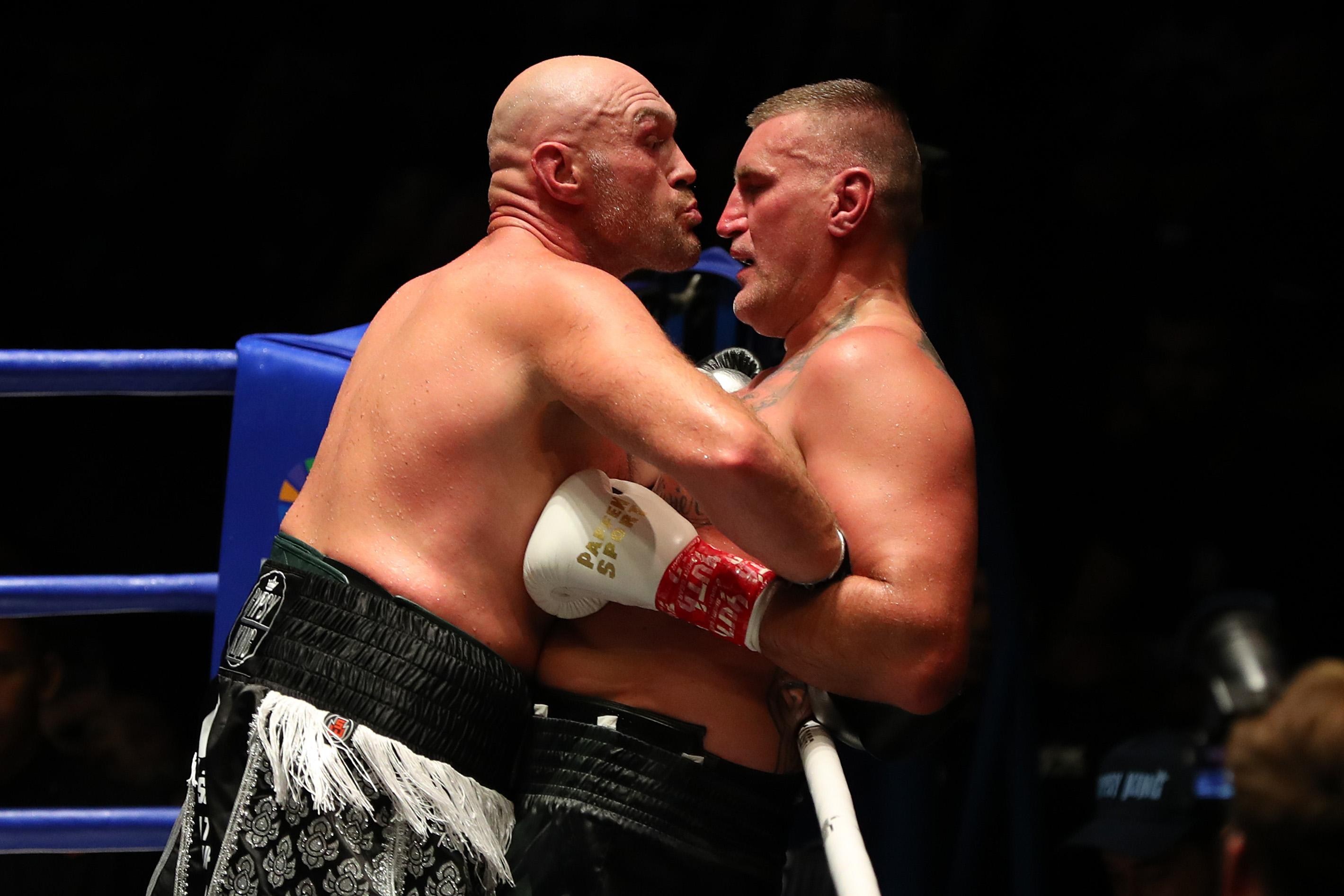 Video: Tyson Fury's last opponent Mariusz Wach gets whomped in 6 vs. 1 freakshow fight