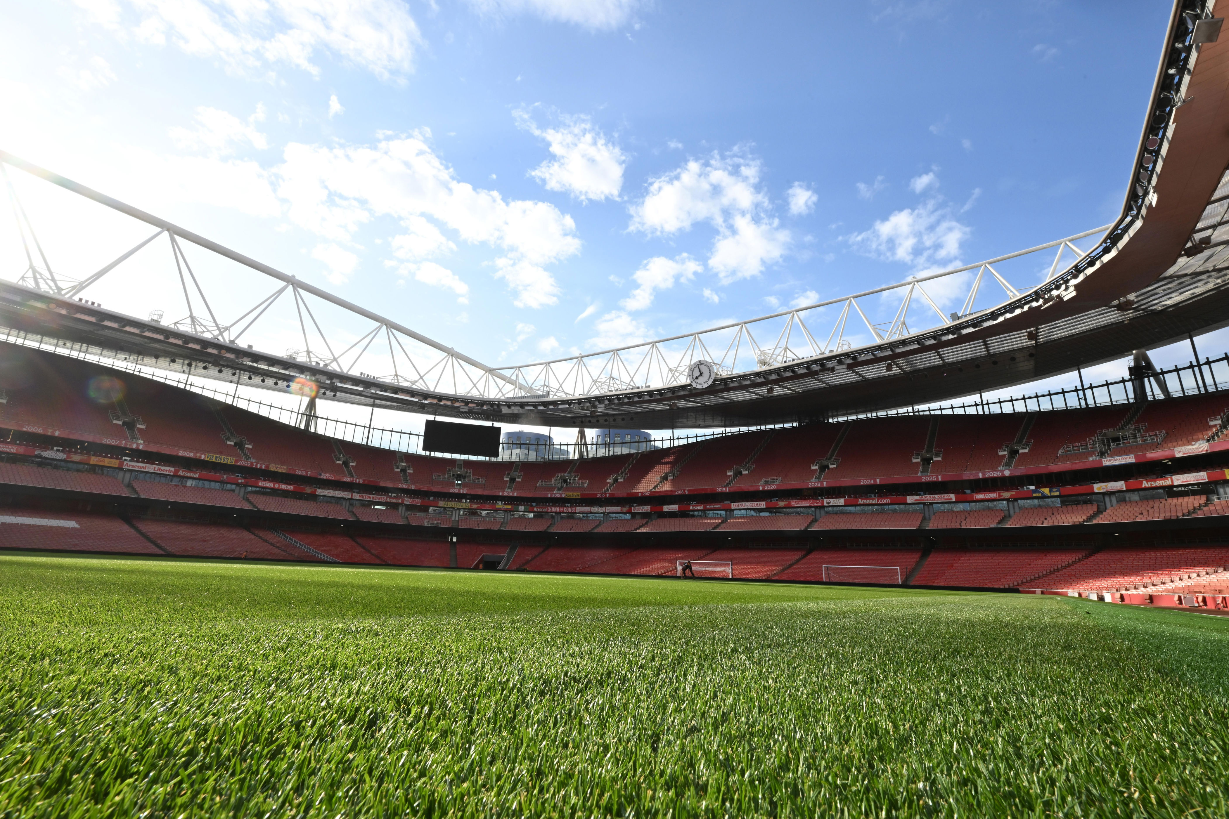 Arsenal vs. Borussia Dortmund Emirates Cup preseason match thread