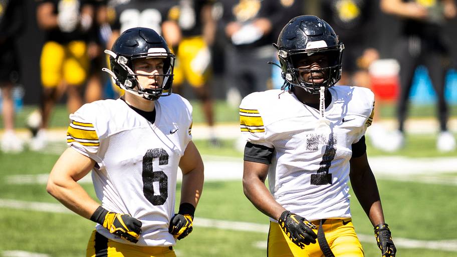 Iowa football position battle: Who will be the second cornerback?