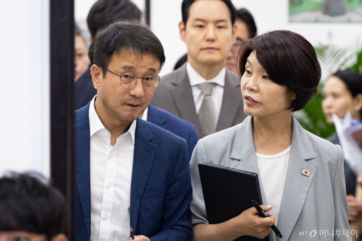 '주택공급' 속도, '비거주 1주택 세금' 보완 시사…與 '민심 달래기'