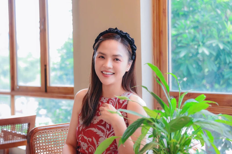 Thu Quỳnh: 'Tôi đã quên chuyện mặc váy cưới'