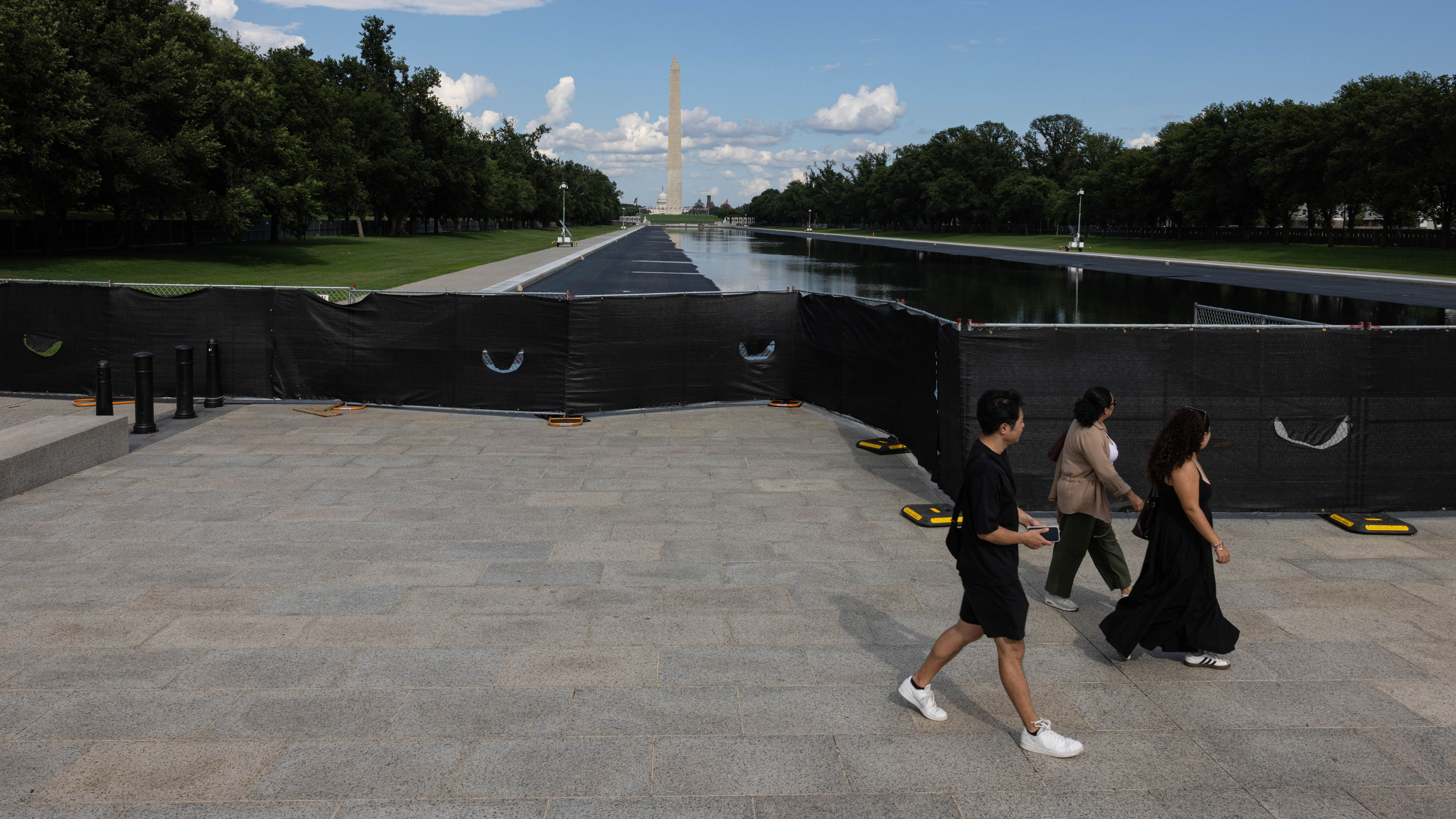 Trump acknowledges 'some contractor error' on Reflecting Pool and ...