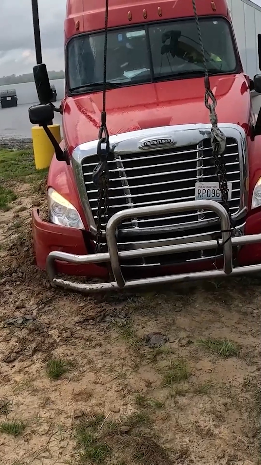 Semi-truck mud recovery