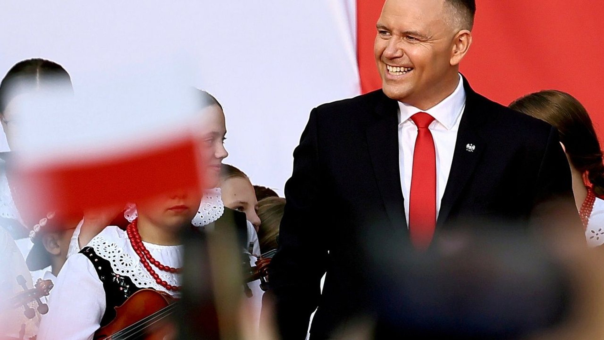 Ośmieszony akt łaski i groźby w prokuraturze. Mirosław Oczkoś: nasze państwo przypomina państwo zlepione z puszek po piwie