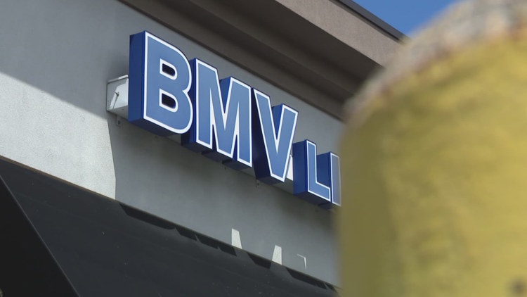 Indiana license branches open extended hours on Election Day