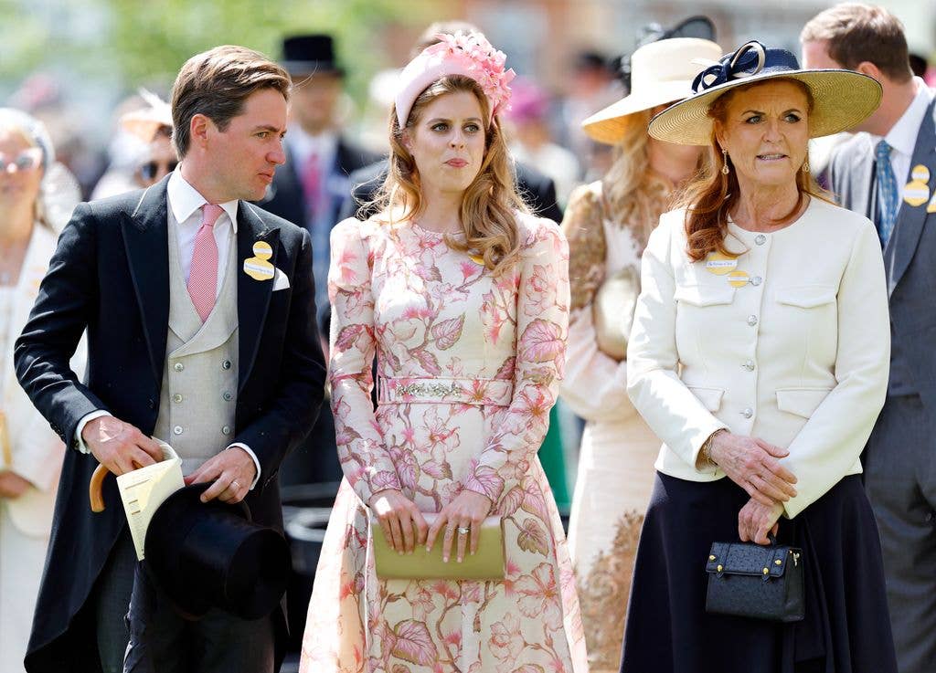 Princess Beatrice's husband Edoardo reacts to royal baby update