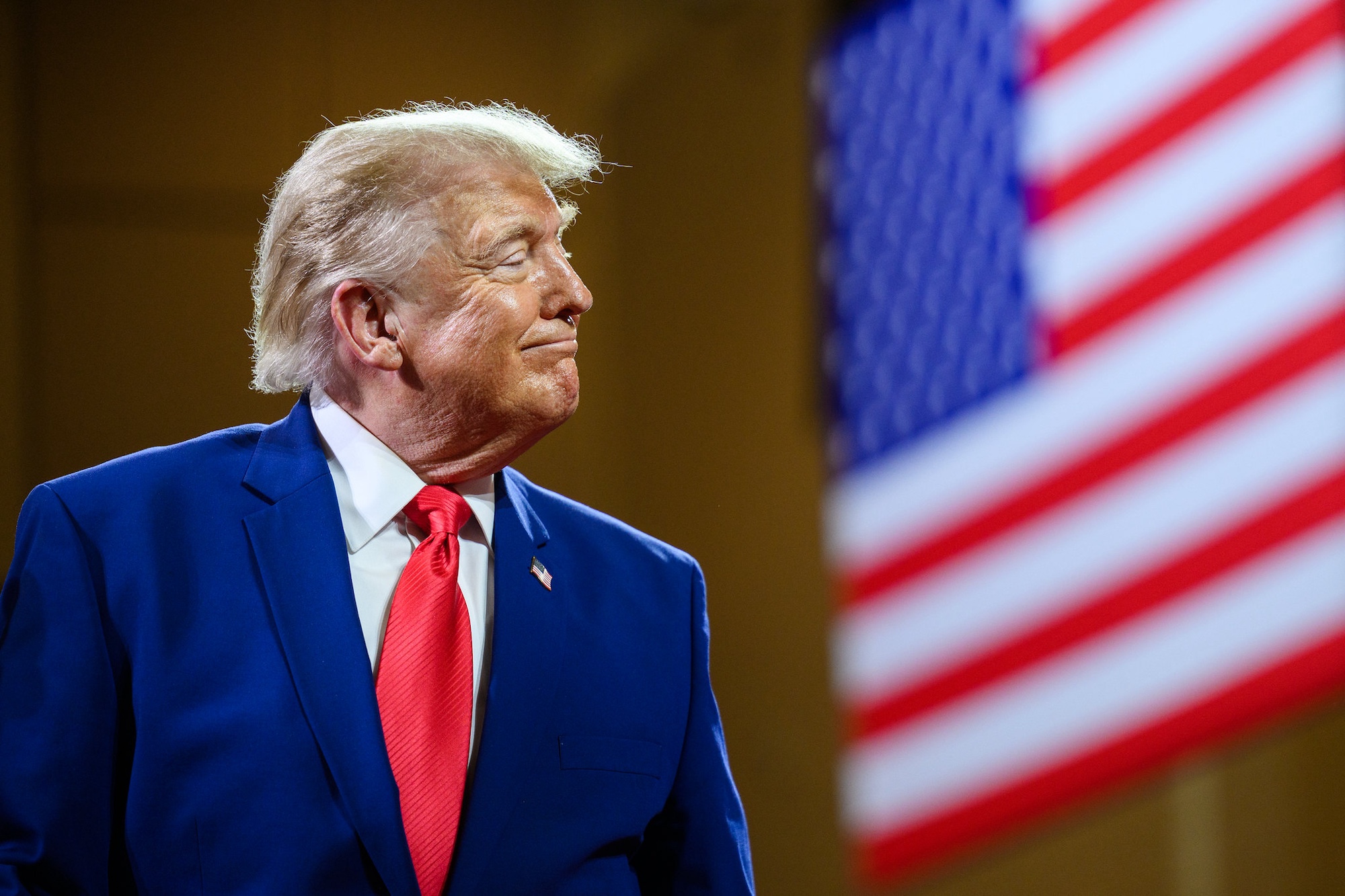 Trump hopes Americans are as bad at math as he is