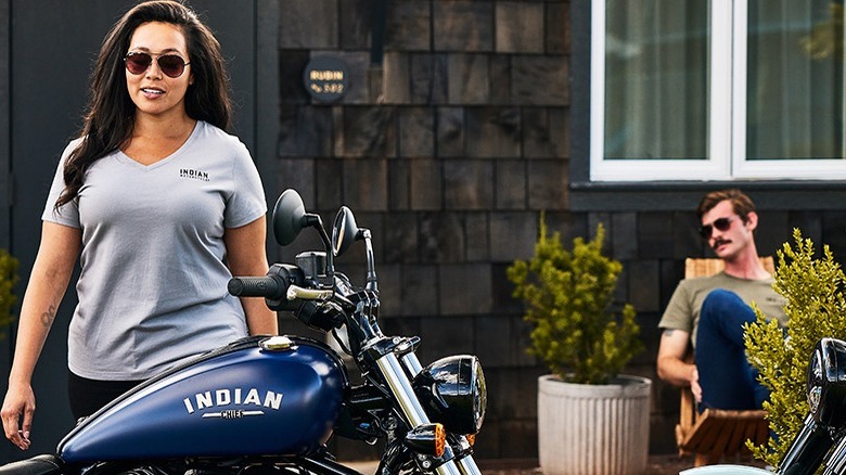 What makes the Indian Chief Dark Horse one of the best cruisers for ...