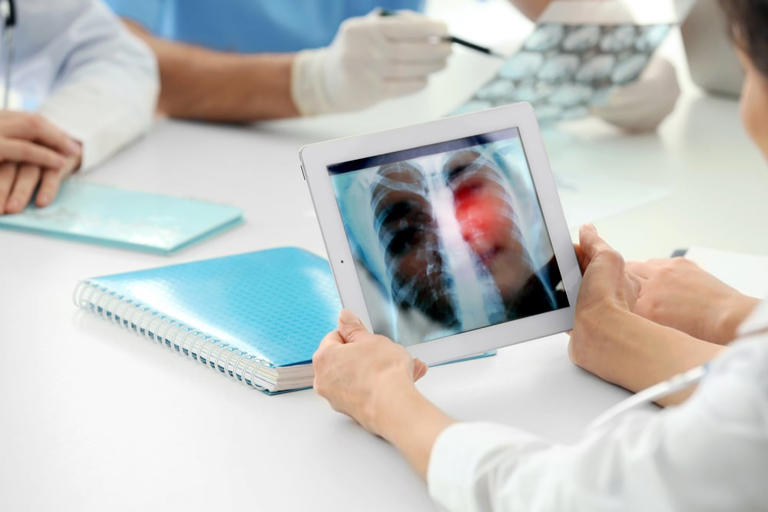 sionna-therapeutics-discontinues-cystic-fibrosis-drug-following
