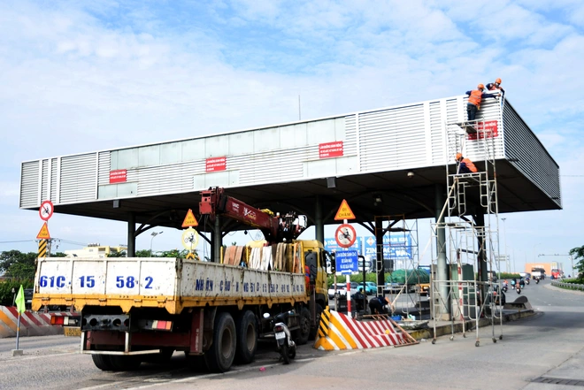 Bắt đầu tháo dỡ trạm thu phí cầu Đồng Nai, cửa ngõ phía Đông TP.HCM