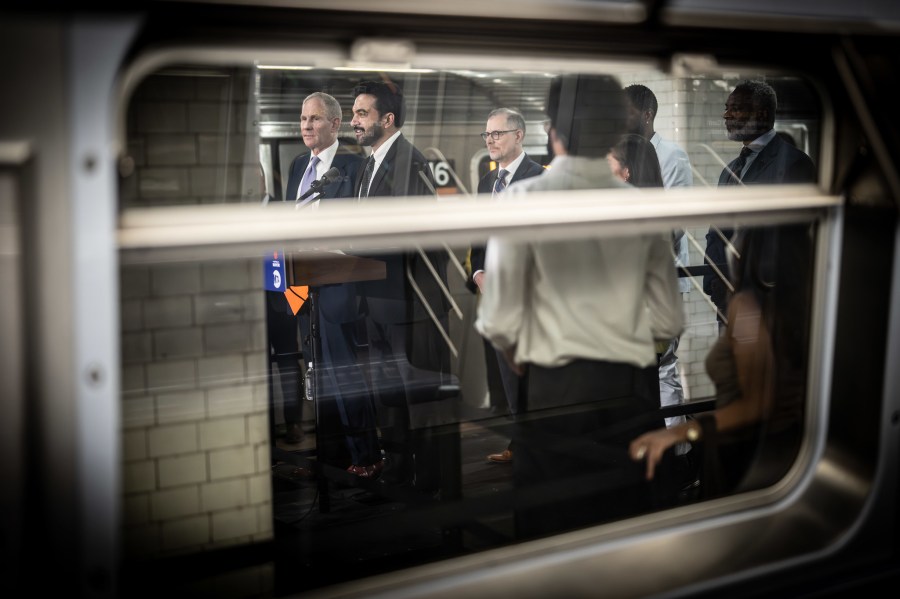 Busy week at City Hall: Chambers Street revamp, pied-à-terre drama