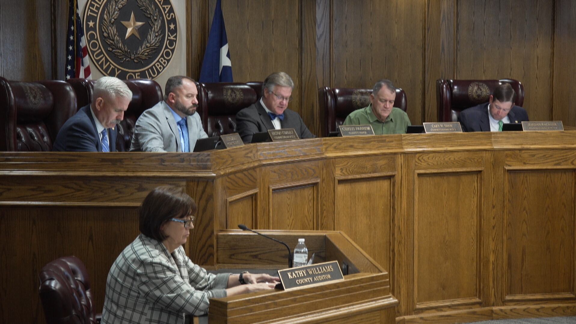 Lubbock County commissioners pass resolution regarding large-scale ...